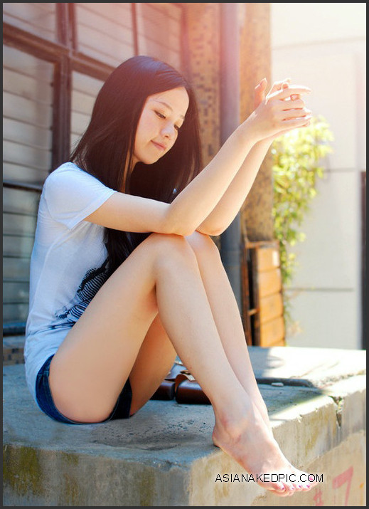 Asian Self Shot Topless - Cute asian girls take nude self-shots,. Pic #1